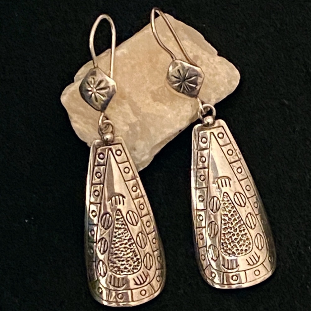 Silpada Etched Sterling Silver Dangle Earrings-Retired